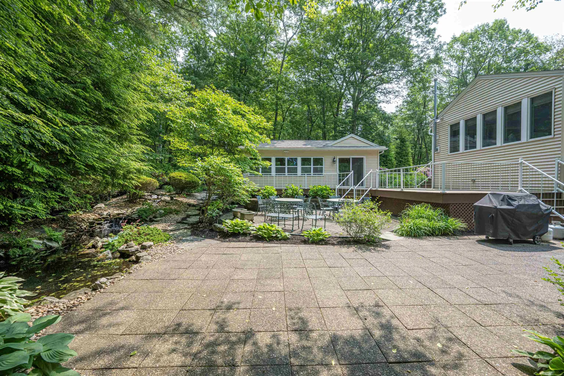 97 Shannon Road Salem NH 03079