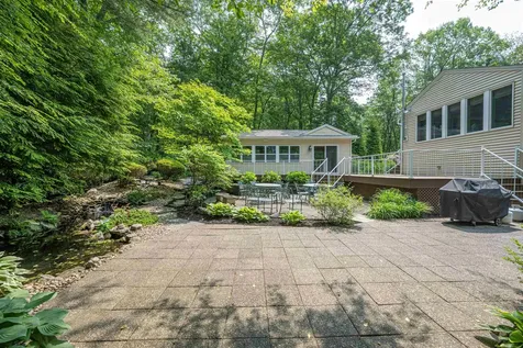 97 Shannon Road Salem NH 03079