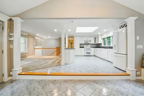 97 Shannon Road Salem NH 03079