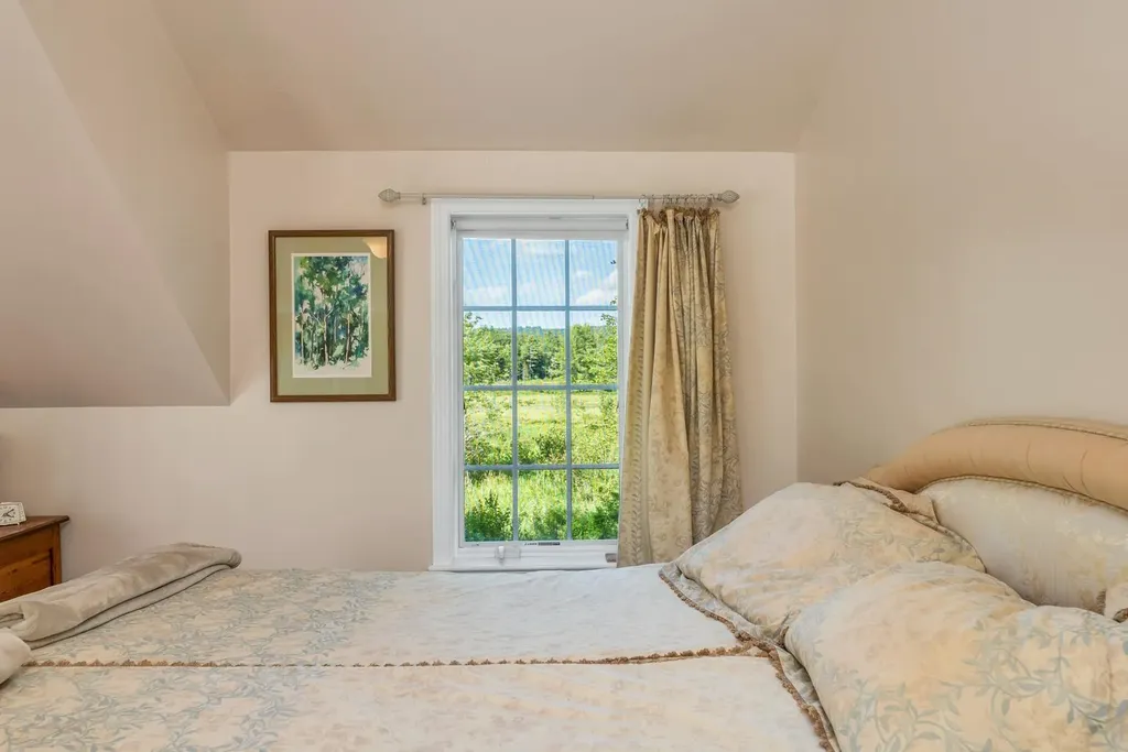 408 Governor Wentworth Highway Wolfeboro NH 03894