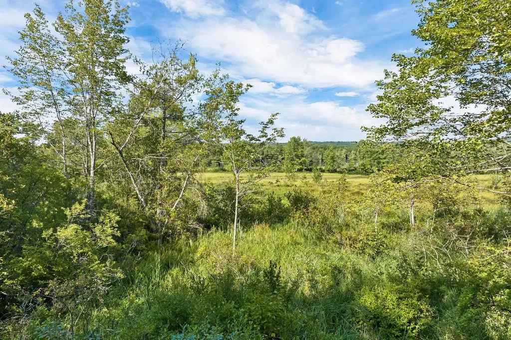 408 Governor Wentworth Highway Wolfeboro NH 03894