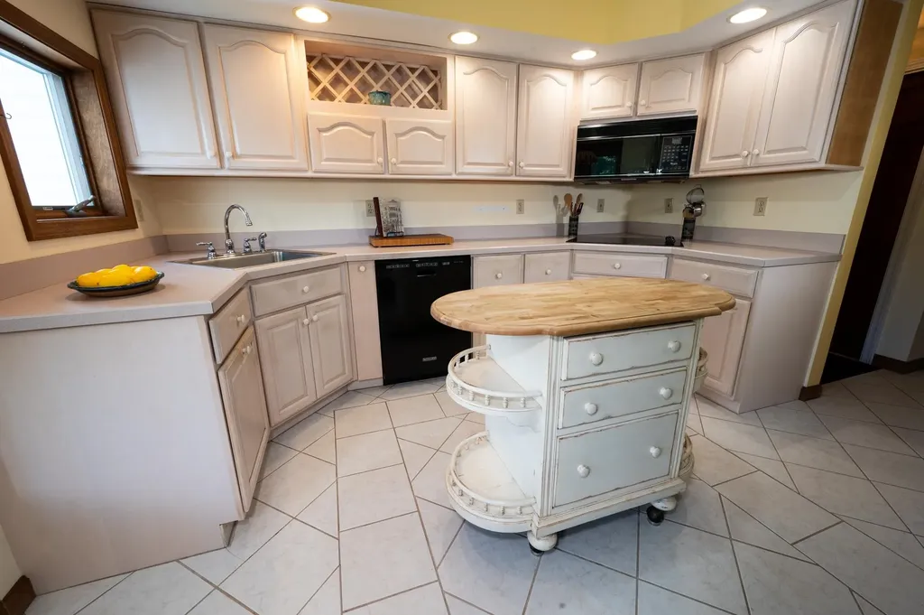 24 Red Gate Road Jaffrey NH 03452