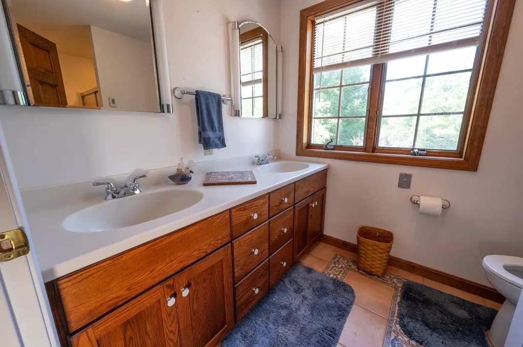 24 Red Gate Road Jaffrey NH 03452