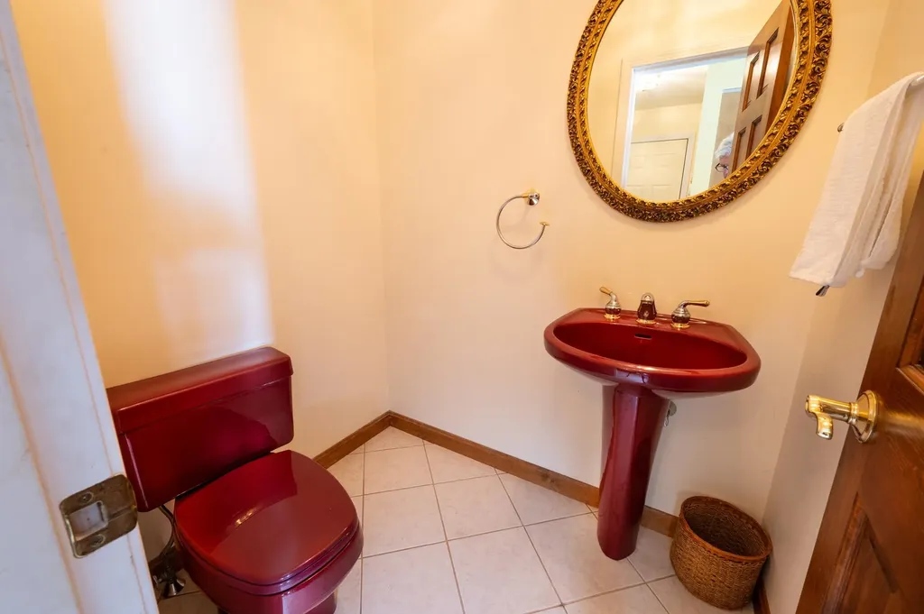 24 Red Gate Road Jaffrey NH 03452