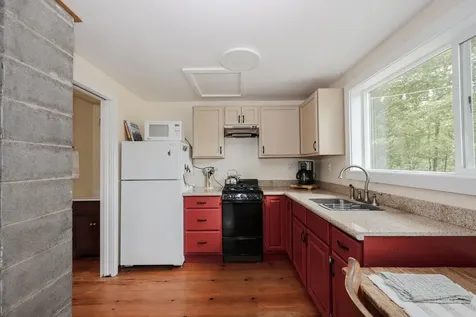 52 Meeting House Road Gilmanton NH 03237