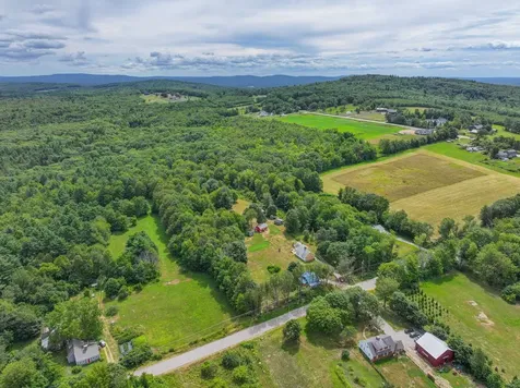 52 Meeting House Road Gilmanton NH 03237