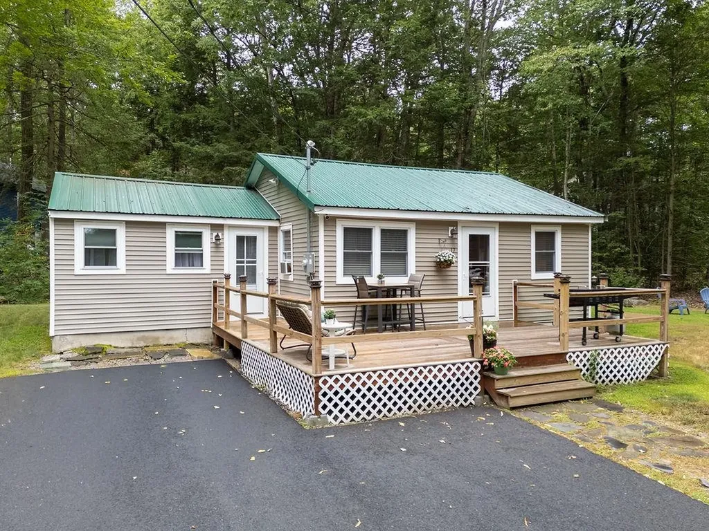 17 Merlin Road Farmington NH 03835