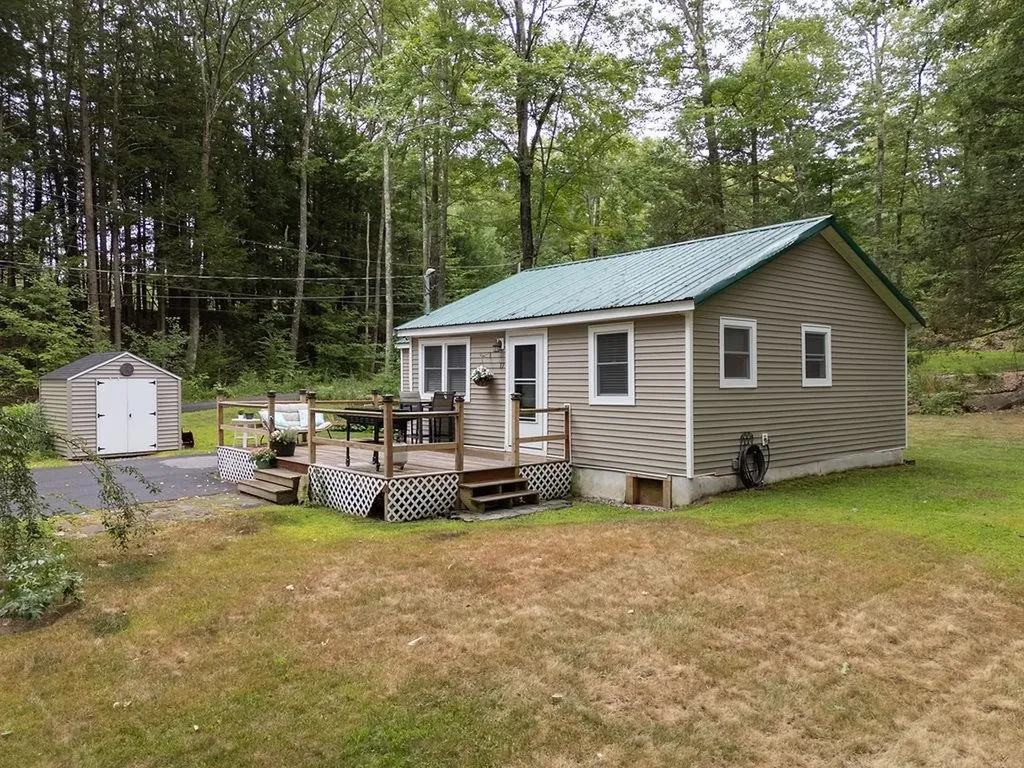 17 Merlin Road Farmington NH 03835