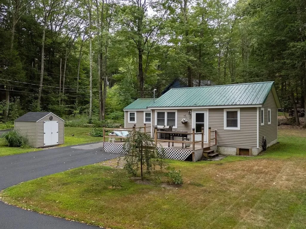 17 Merlin Road Farmington NH 03835