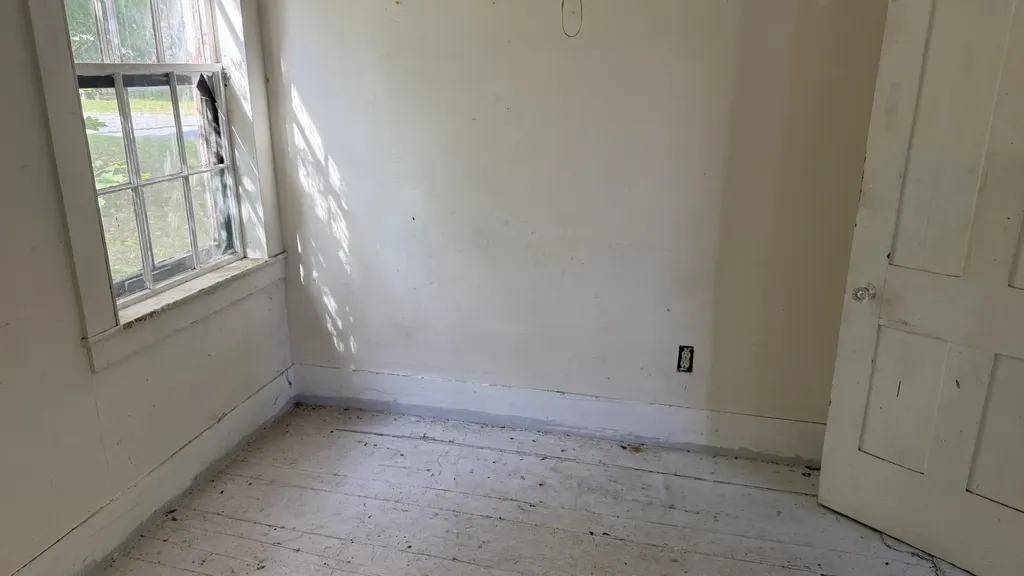 137 South Pleasant Street Troy VT 05868