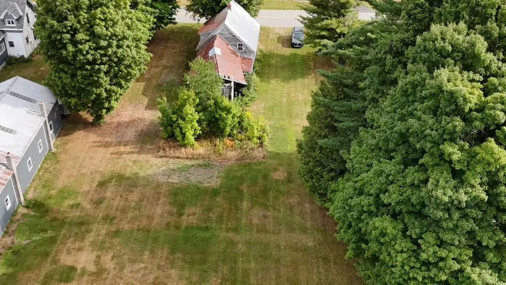 137 South Pleasant Street Troy VT 05868