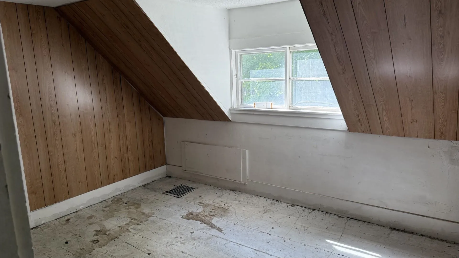 137 South Pleasant Street Troy VT 05868