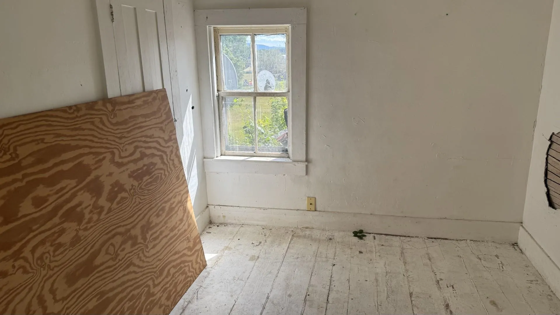 137 South Pleasant Street Troy VT 05868