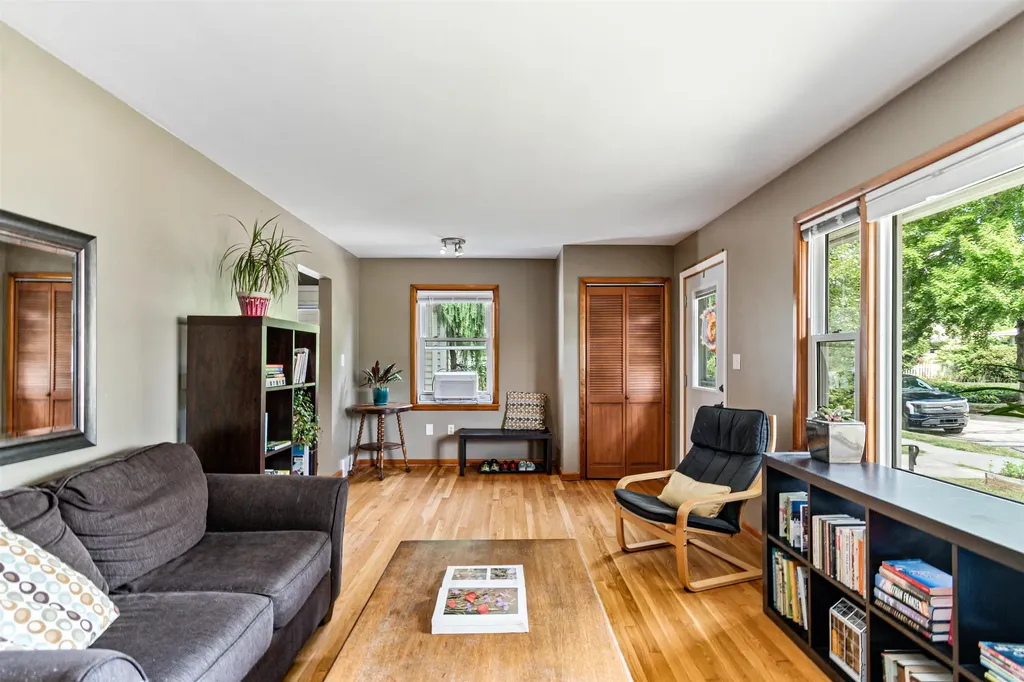 21 Alder Lane Burlington VT 05401