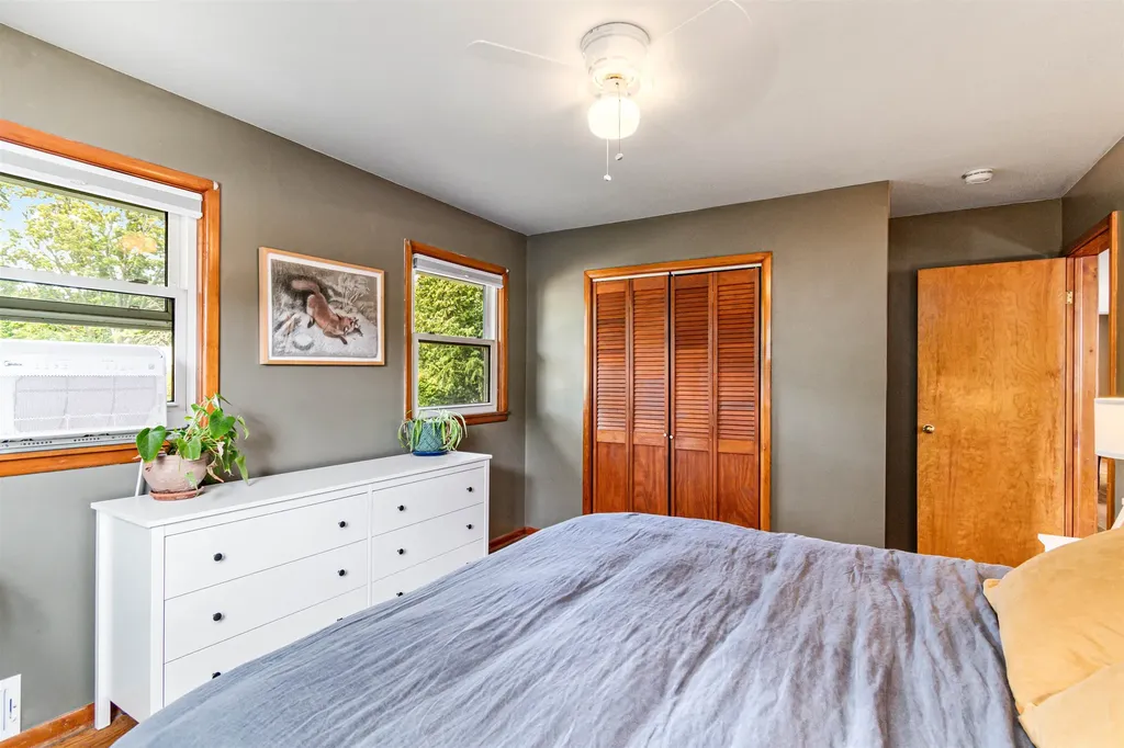 21 Alder Lane Burlington VT 05401