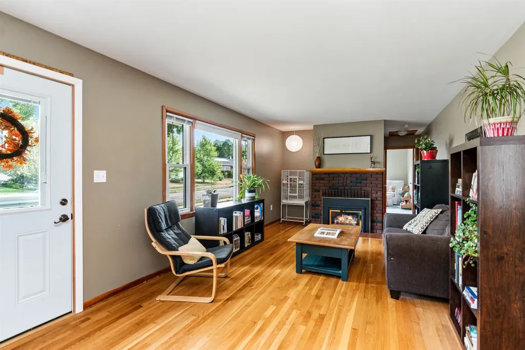 21 Alder Lane Burlington VT 05401