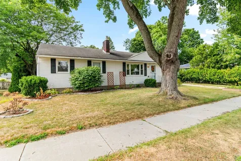 21 Alder Lane Burlington VT 05401