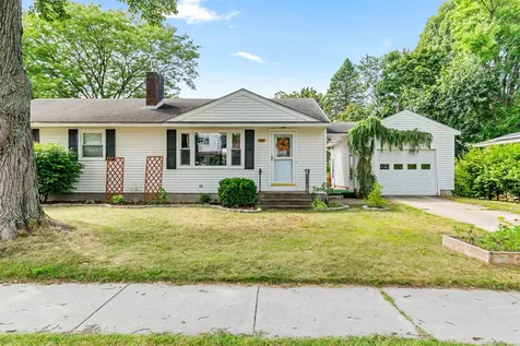 21 Alder Lane Burlington VT 05401