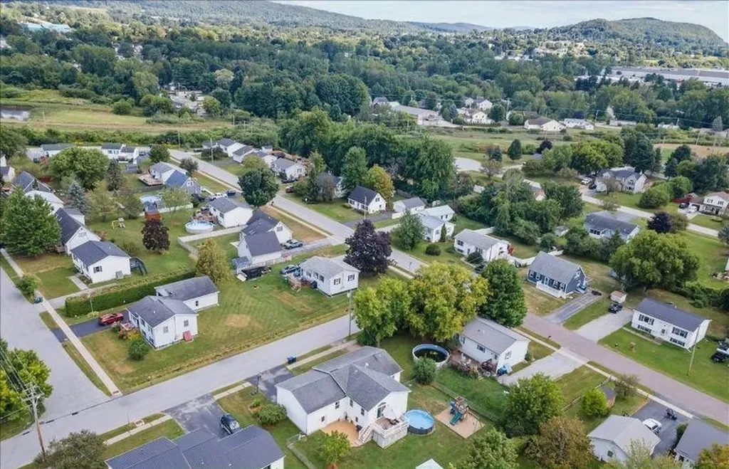 58 Edward Street St. Albans City VT 05478