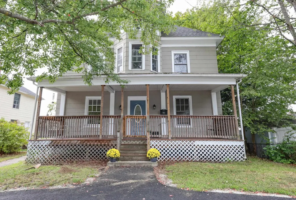 892 Beech Street Manchester NH 03104