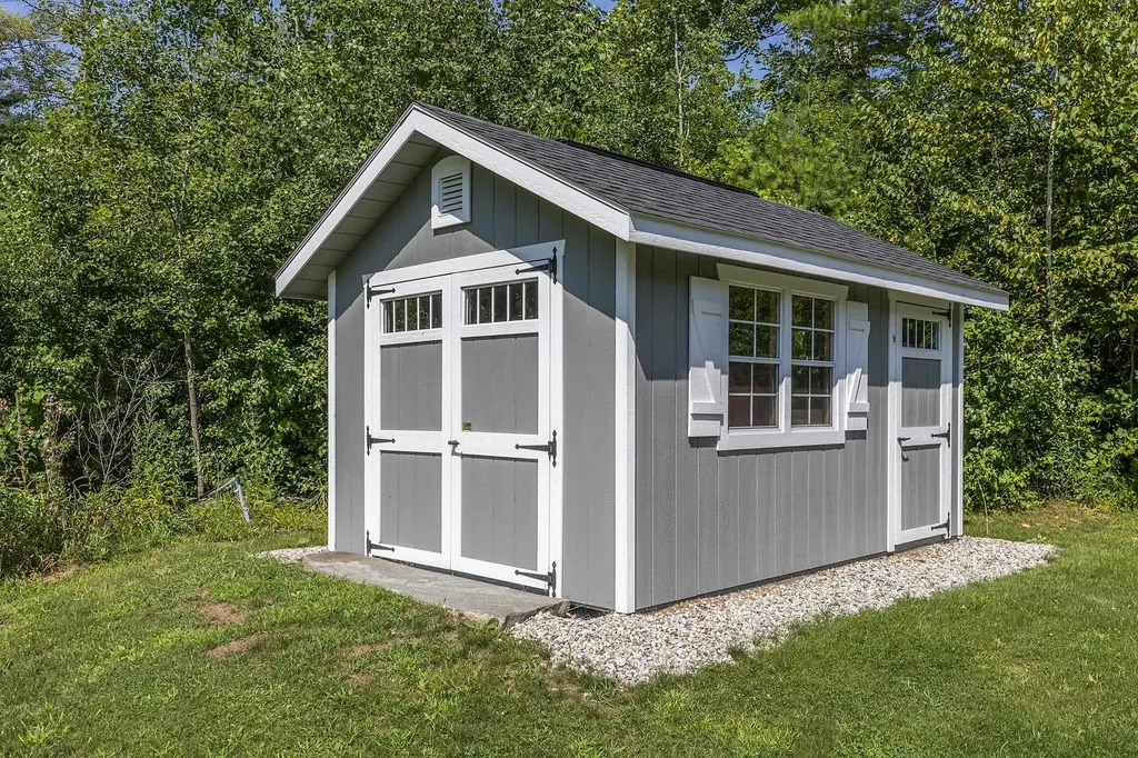 81 Pine Tree Lane Manchester VT 05255
