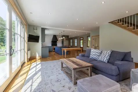 81 Pine Tree Lane Manchester VT 05255