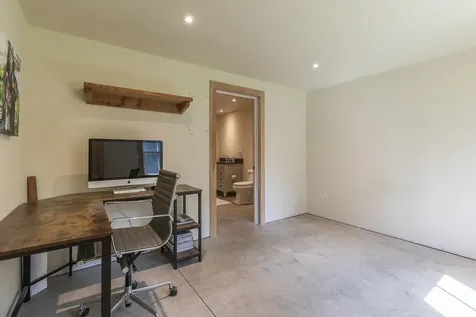 81 Pine Tree Lane Manchester VT 05255