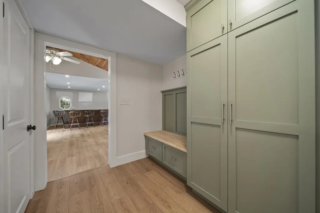 20 Morse Avenue Nashua NH 03060