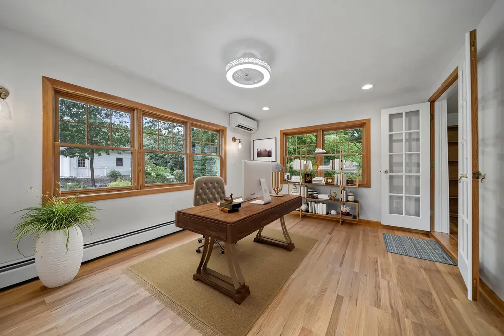 20 Morse Avenue Nashua NH 03060