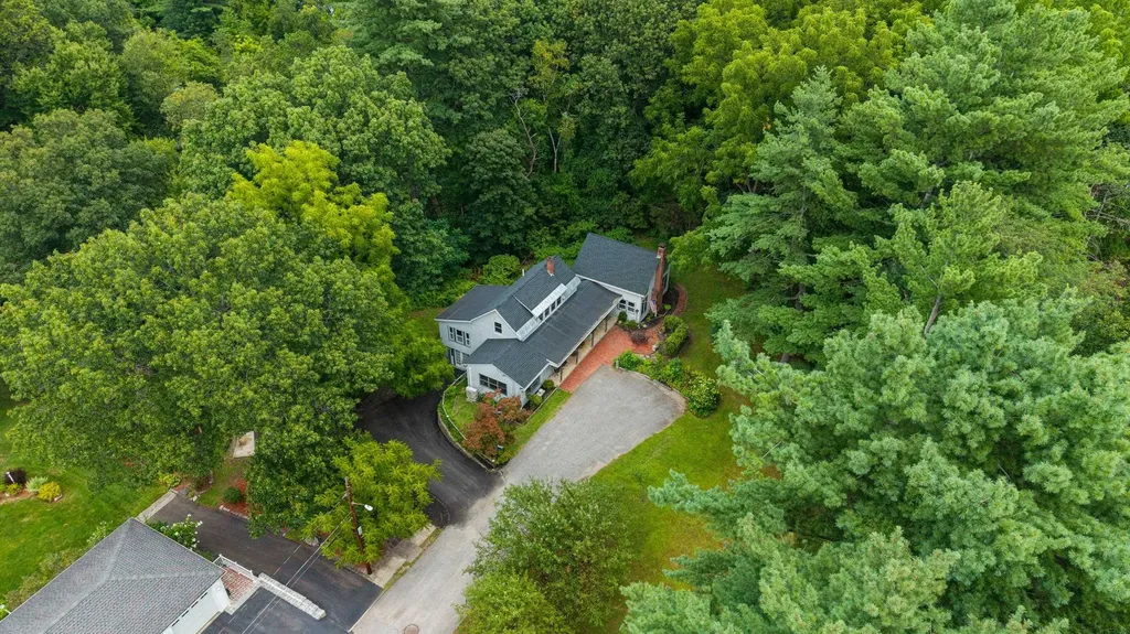 20 Morse Avenue Nashua NH 03060