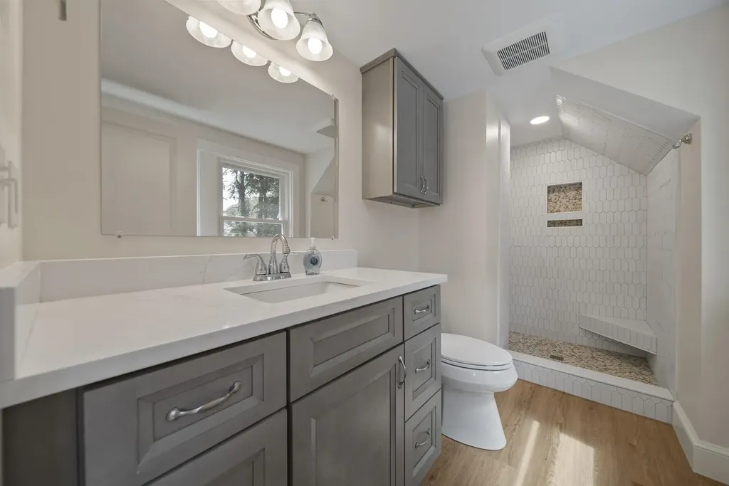 20 Morse Avenue Nashua NH 03060