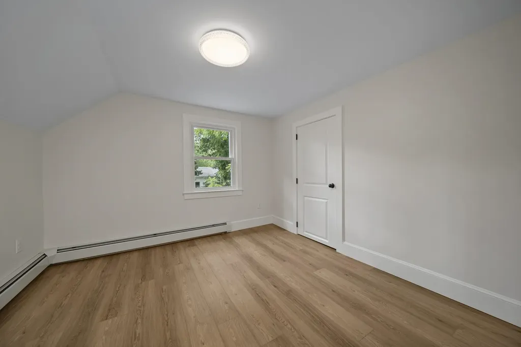 20 Morse Avenue Nashua NH 03060