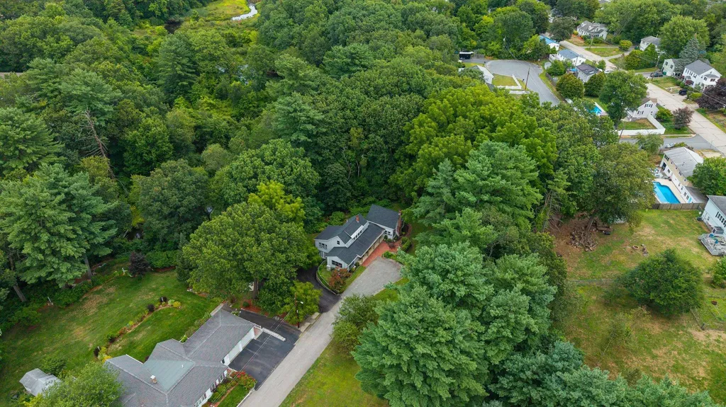 20 Morse Avenue Nashua NH 03060