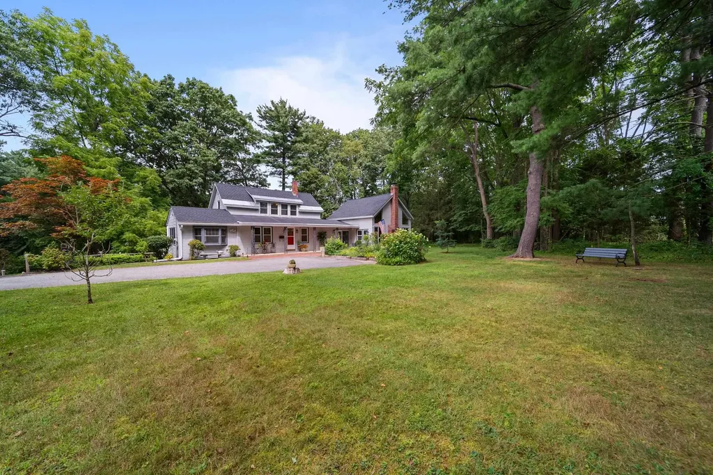 20 Morse Avenue Nashua NH 03060