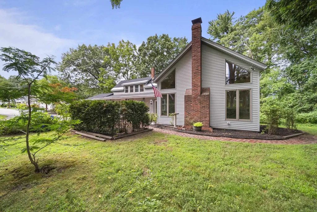 20 Morse Avenue Nashua NH 03060