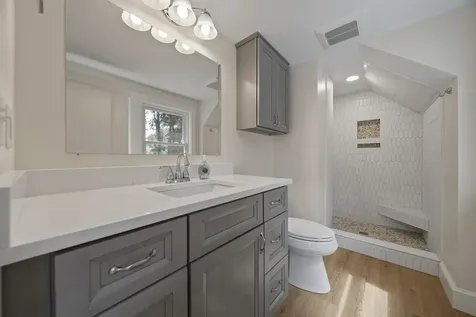 20 Morse Avenue Nashua NH 03060