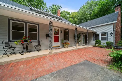 20 Morse Avenue Nashua NH 03060