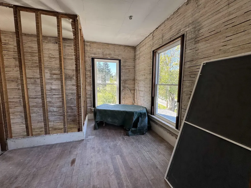 44 Prospect Street Lancaster NH 03584