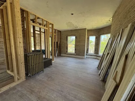 44 Prospect Street Lancaster NH 03584