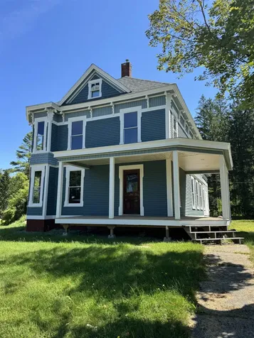 44 Prospect Street Lancaster NH 03584