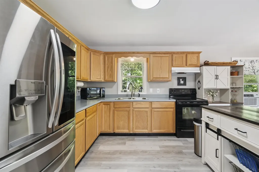 86 Wolfeboro Highway Alton NH 03809