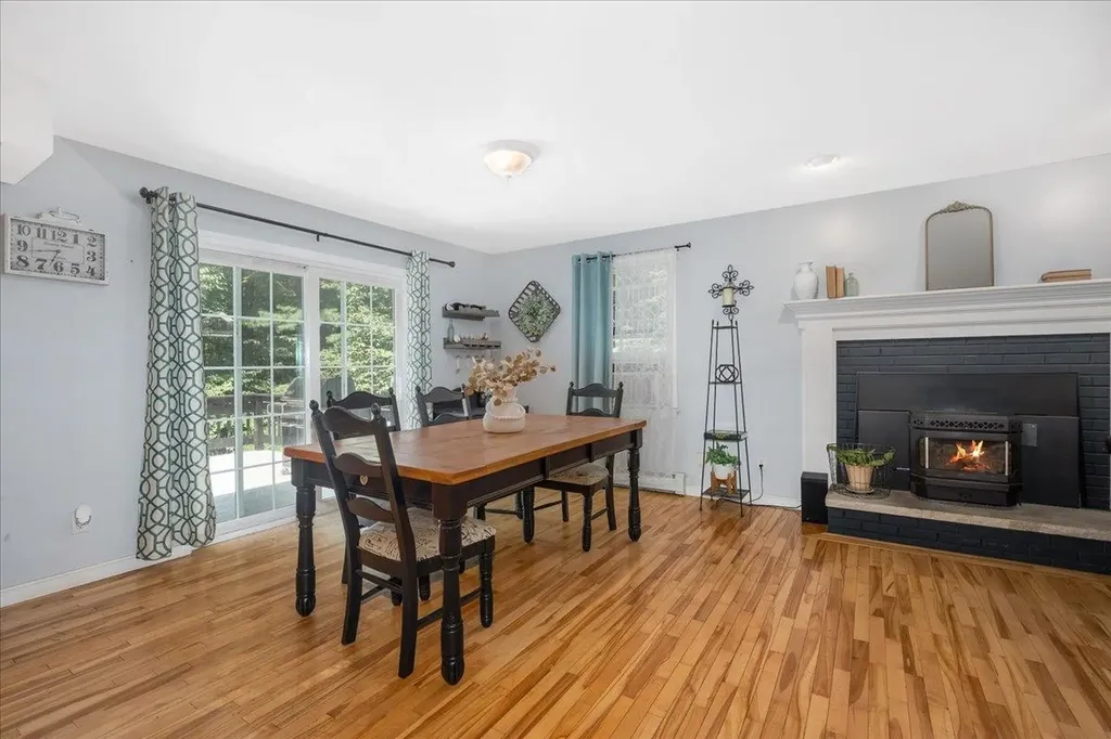 62 Lyford Lane Brentwood NH 03885