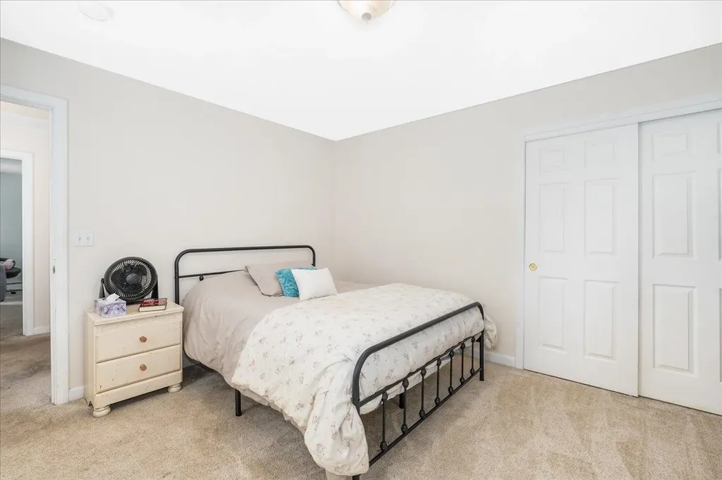 62 Lyford Lane Brentwood NH 03885