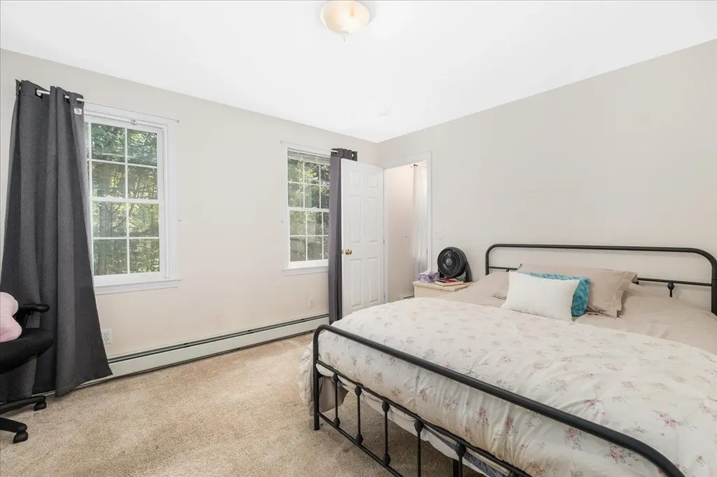 62 Lyford Lane Brentwood NH 03885