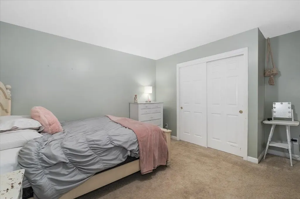 62 Lyford Lane Brentwood NH 03885