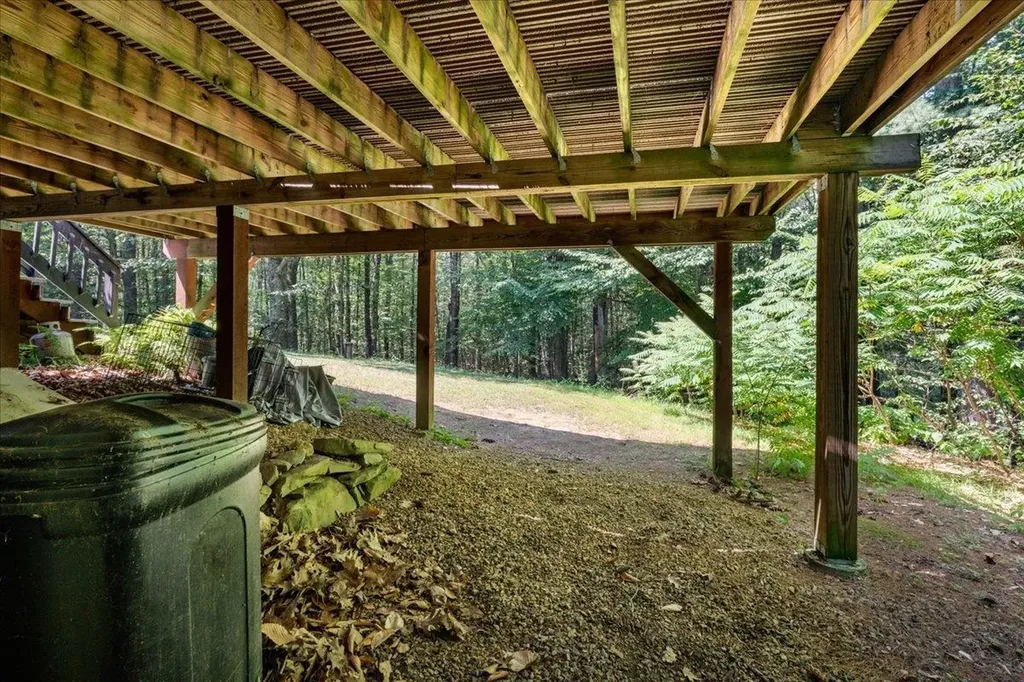 62 Lyford Lane Brentwood NH 03885