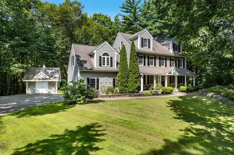 62 Lyford Lane Brentwood NH 03885