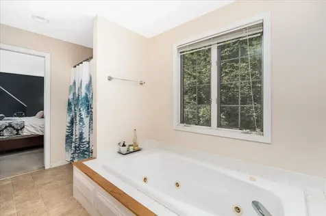 62 Lyford Lane Brentwood NH 03885