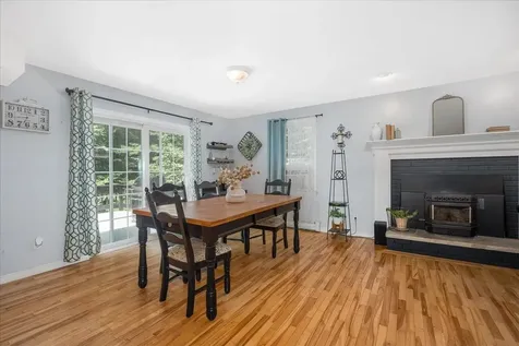 62 Lyford Lane Brentwood NH 03885