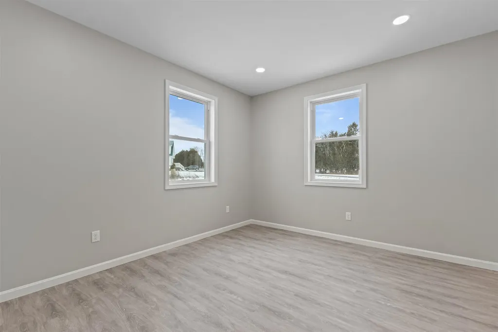 52 East Olive Street Grand Isle VT 05458